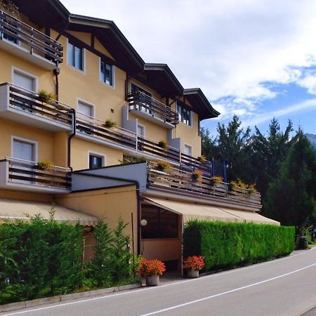 Hotel Dolomiti レーヴィコ・テルメ エクステリア 写真
